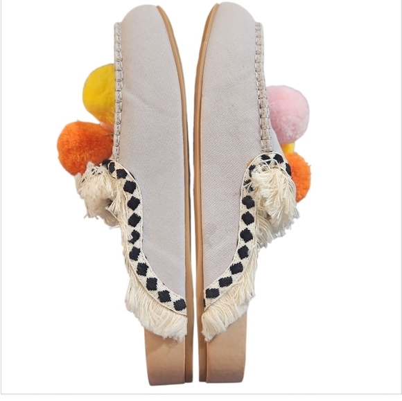 Gianni Bini Colorful Causal Pom-Pom Slip-On Mule Shoes sz 6.5 - Picture 7 of 8